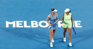 羽毛球——马来西亚公开赛：郭新娃／陈芳卉晋级混双次轮